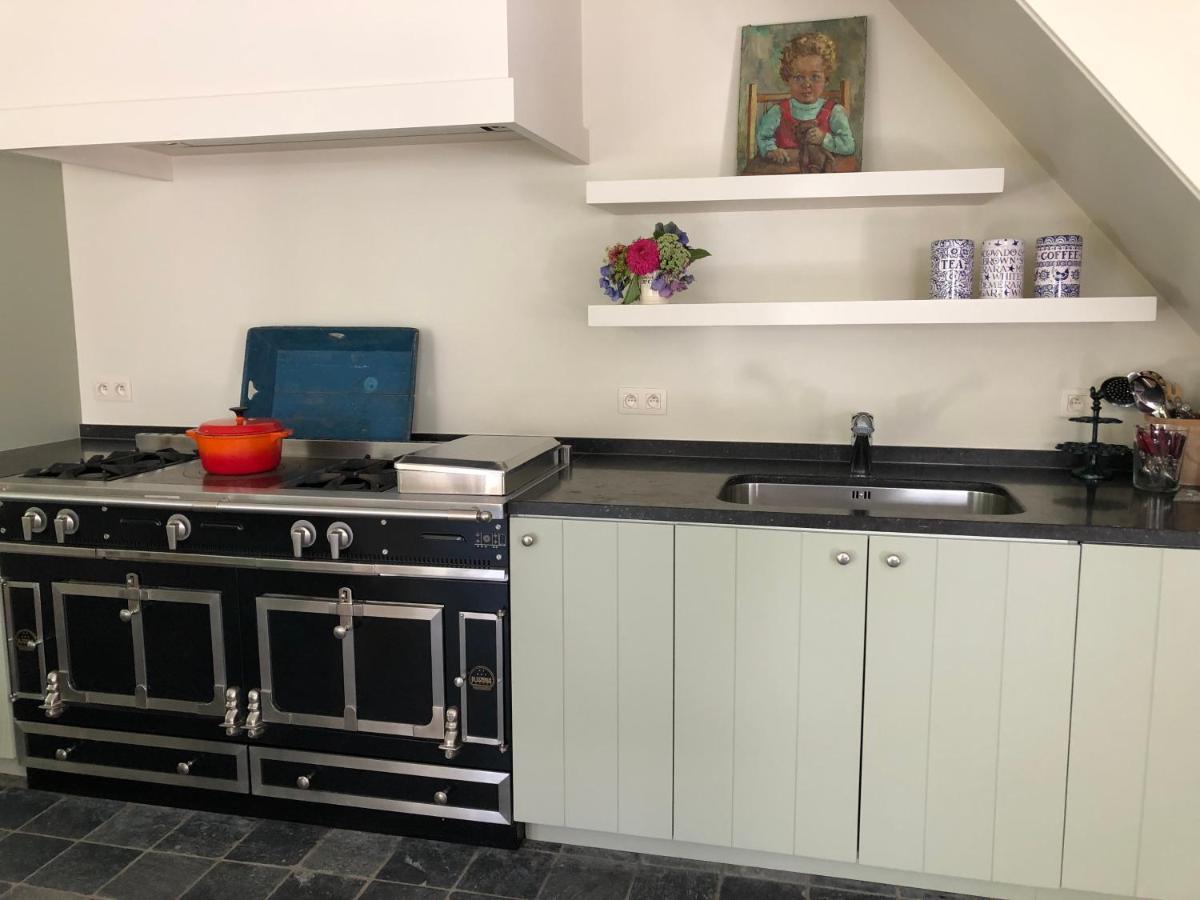 Schilde Cottage - voor als u er even uit wil, gaat renoveren, verhuizen of als tijdelijke home office Buitenkant foto